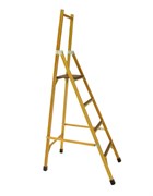 Диэлектрическая стремянка 4 ступени ССВ-2,1Ш-К40С